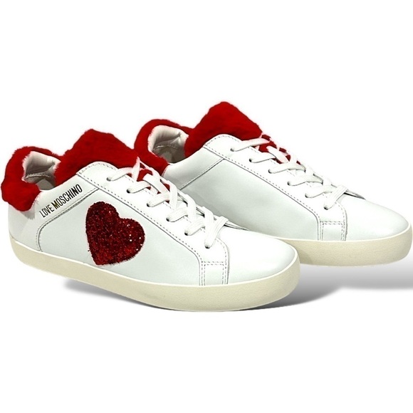 Love Moschino Logo  Glitter-Red Heart With Red Faux Fur detail low-top sneaker - Picture 8 of 16